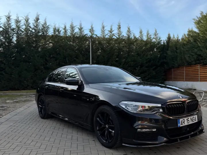 BMW Seria 5 G30 520D M-Pachet