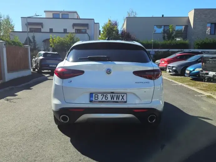 Alfa Romeo Stelvio 2.0 Turbo AWD AT8 Super