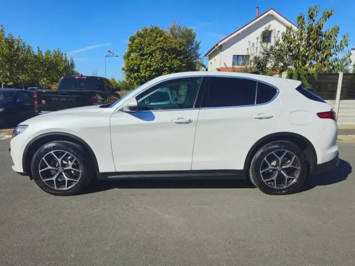 Alfa Romeo Stelvio 2.0 Turbo AWD AT8 Super