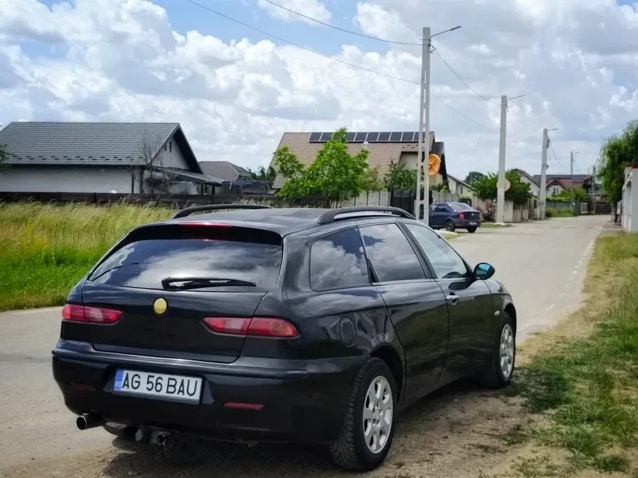 Alfa Romeo 156 1.9 JTD Progression — imagine 4