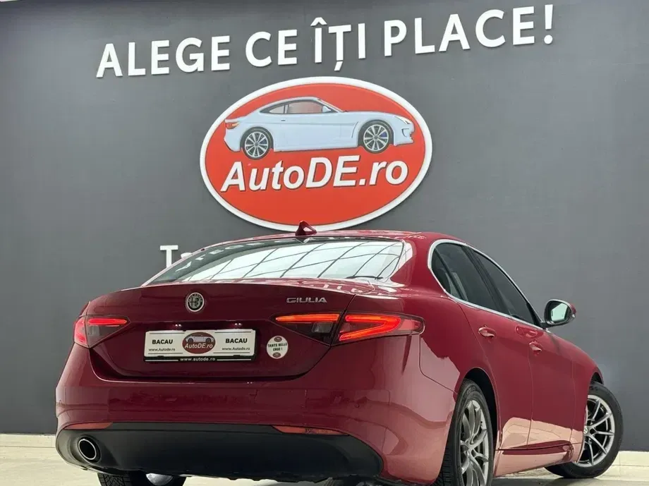 Alfa Romeo Giulia 2.2 JTDM Aut. Super — imagine 4