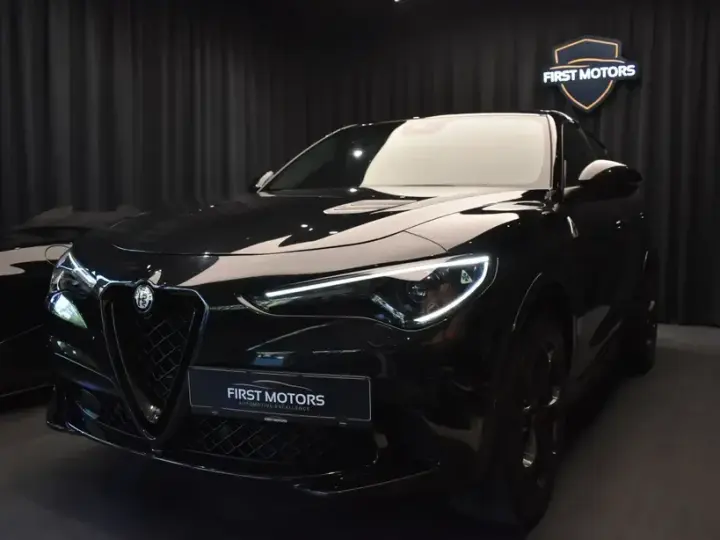 Alfa Romeo Stelvio 2.9 V6 Turbo AWD AT8 Quadrifoglio