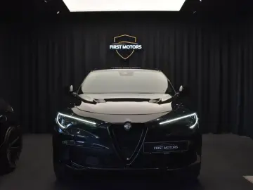 Alfa Romeo Stelvio 2.9 V6 Turbo AWD AT8 Quadrifoglio