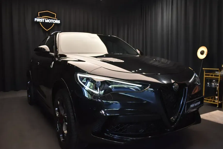Alfa Romeo Stelvio 2.9 V6 Turbo AWD AT8 Quadrifoglio — imagine 2