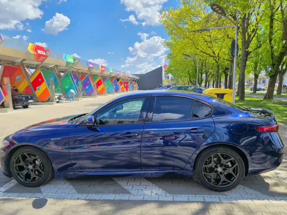 Alfa Romeo Giulia 2.0 Turbo RWD AT8 Super — imagine 5