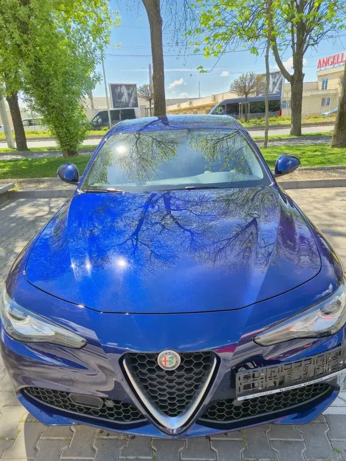 Alfa Romeo Giulia 2.0 Turbo RWD AT8 Super — imagine 2