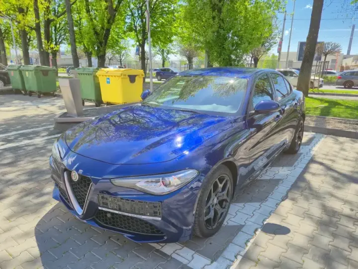 Alfa Romeo Giulia 2.0 Turbo RWD AT8 Super
