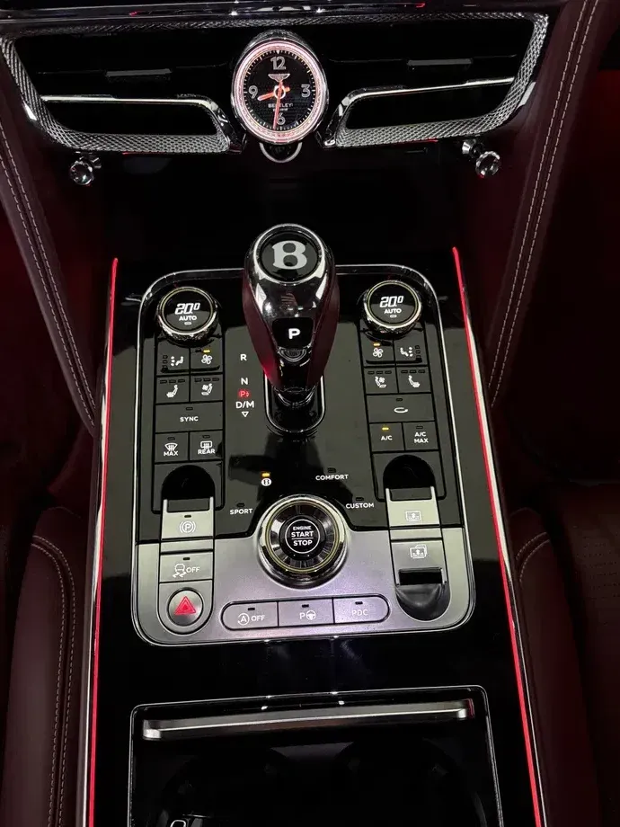 Bentley Flying Spur III — imagine 6