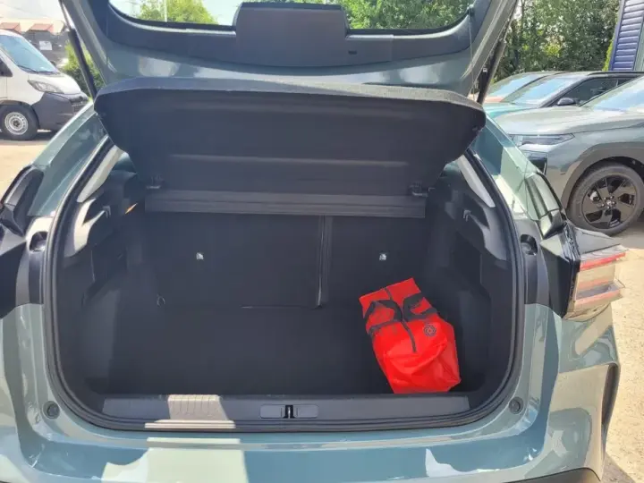 Citroën C4 1.2 eDCT6 MHEV PLUS