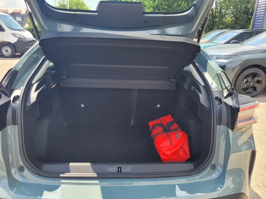 Citroën C4 1.2 eDCT6 MHEV PLUS — imagine 4