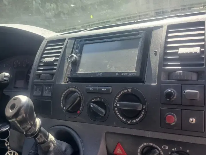 Volkswagen Transporter Caravelle Kurz DPF Bulli