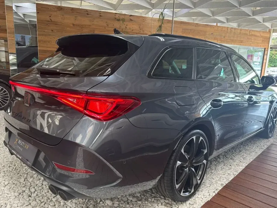 Cupra Leon 2.0 TSI 4Drive DSG VZ — imagine 4