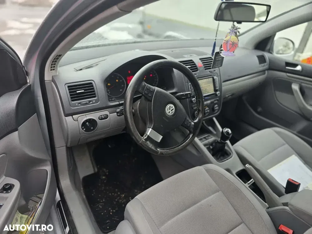 Volkswagen Golf 2.0 FSI 4Motion Comfortline — imagine 4