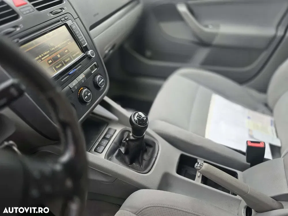 Volkswagen Golf 2.0 FSI 4Motion Comfortline — imagine 2