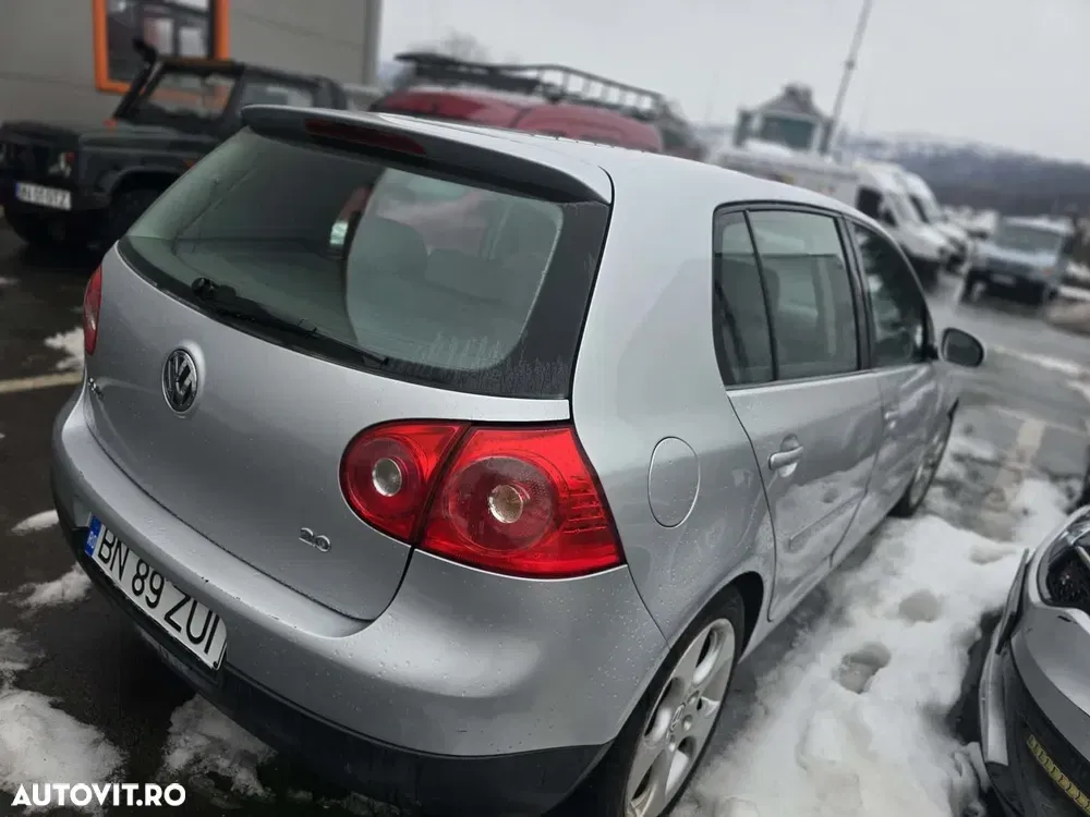 Volkswagen Golf 2.0 FSI 4Motion Comfortline — imagine 5
