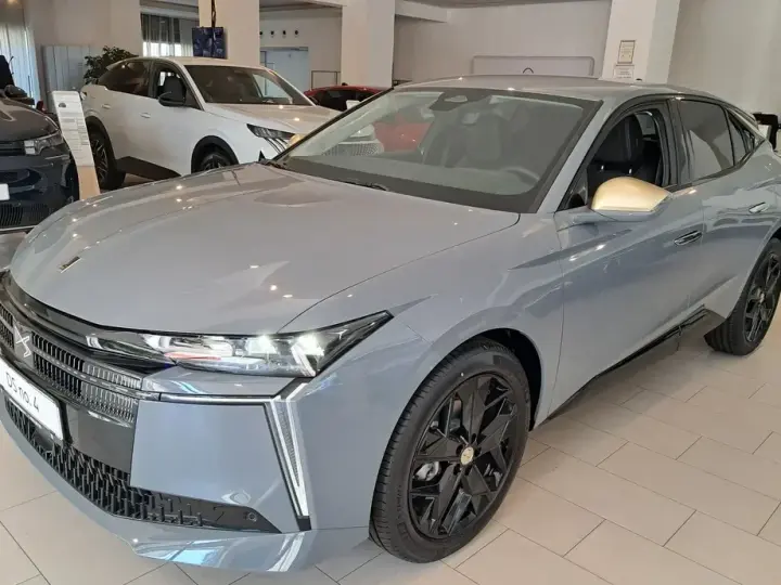 DS Automobiles DS 4 Crossback