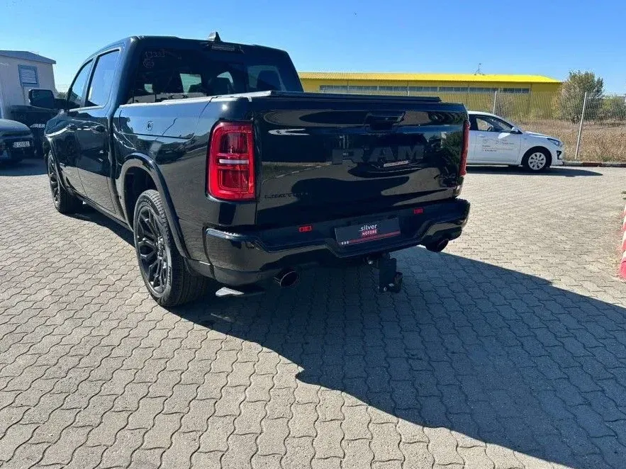 Dodge RAM — imagine 5