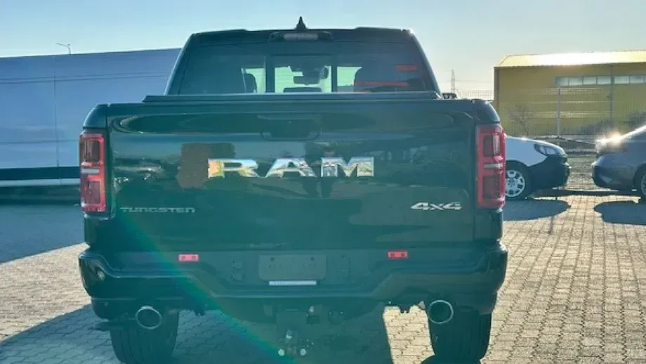 Dodge RAM — imagine 6