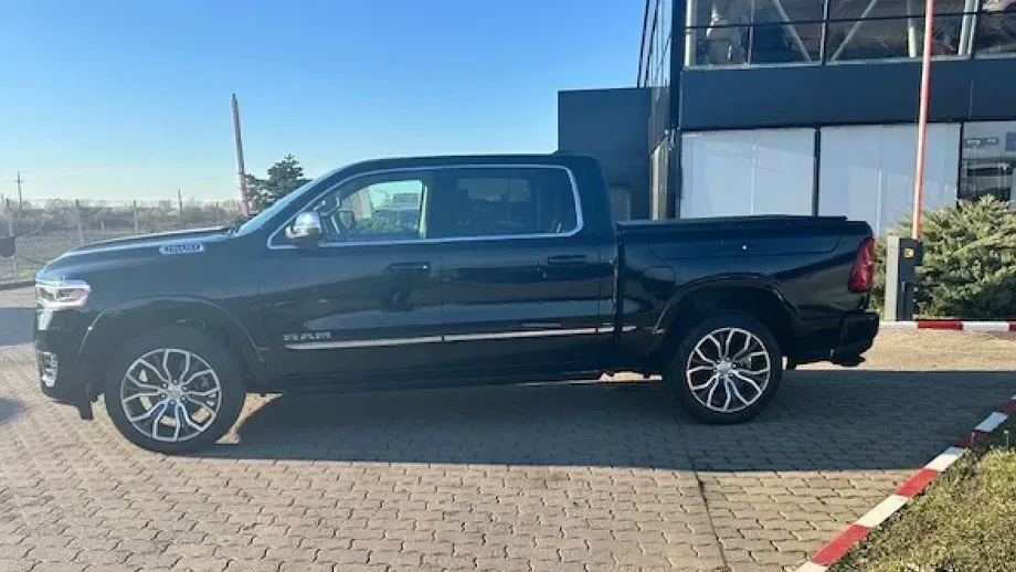 Dodge RAM — imagine 5