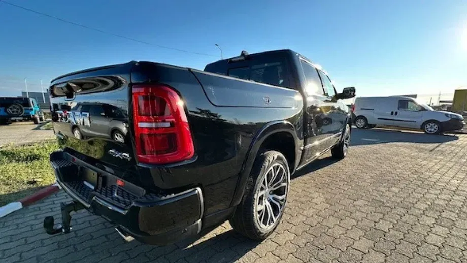 Dodge RAM — imagine 4