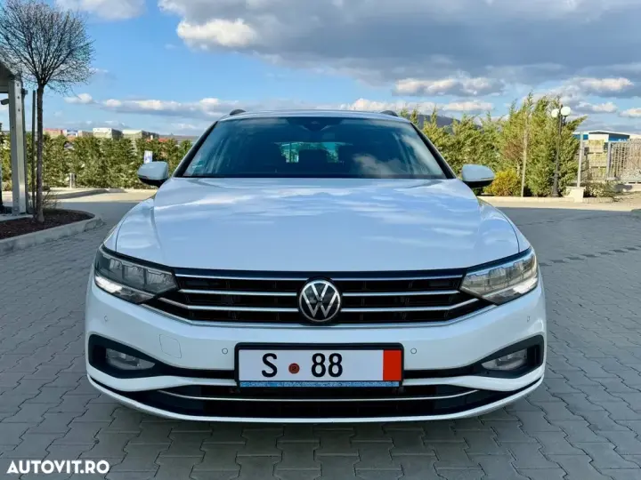 Volkswagen Passat B8 2.0 TDI SCR DSG Business