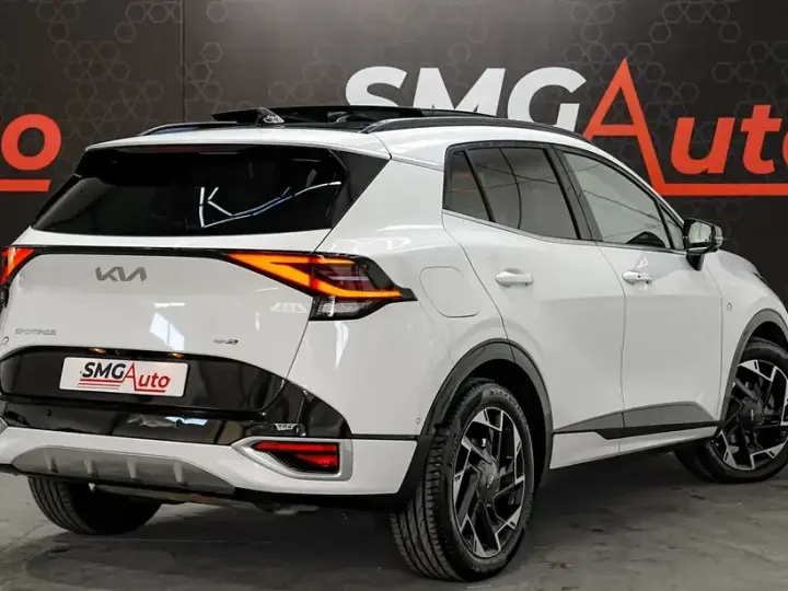 Kia Sportage V 1.6 T-GDI PHEV 6AT 4x4 GT Line