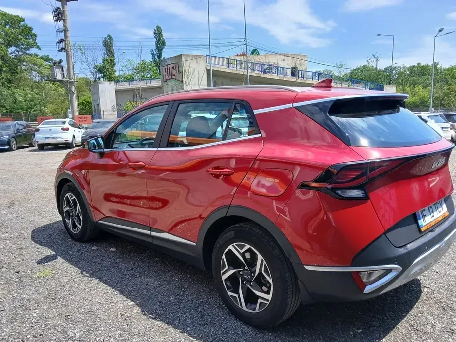 Kia Sportage V 1.6 T-GDI HEV 6AT 4x2 Style — imagine 4