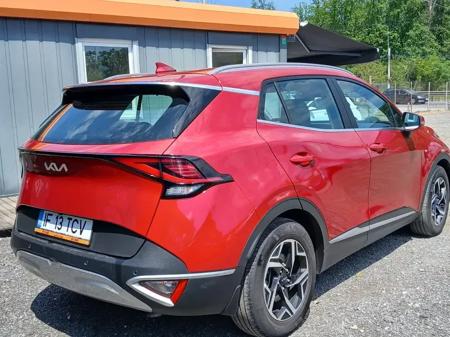 Kia Sportage V 1.6 T-GDI HEV 6AT 4x2 Style — imagine 3
