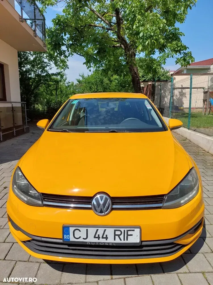 Volkswagen Golf 1.6 TDI Comfortline — imagine 2