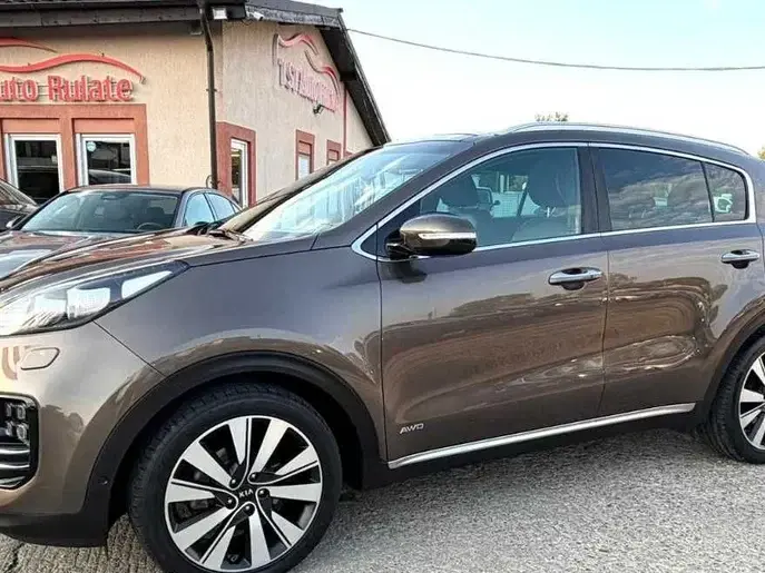 Kia Sportage IV 2.0 DSL HP 6AT 4x4 GT Line