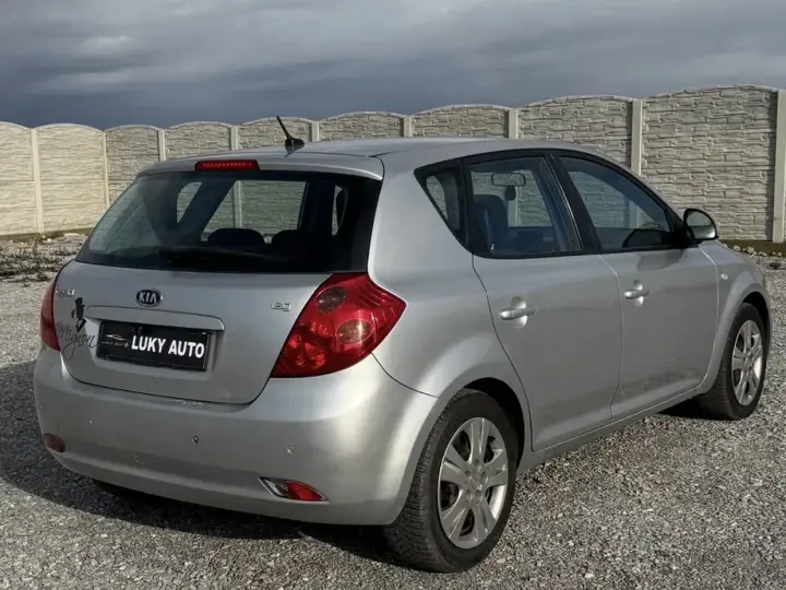 Kia Cee`d