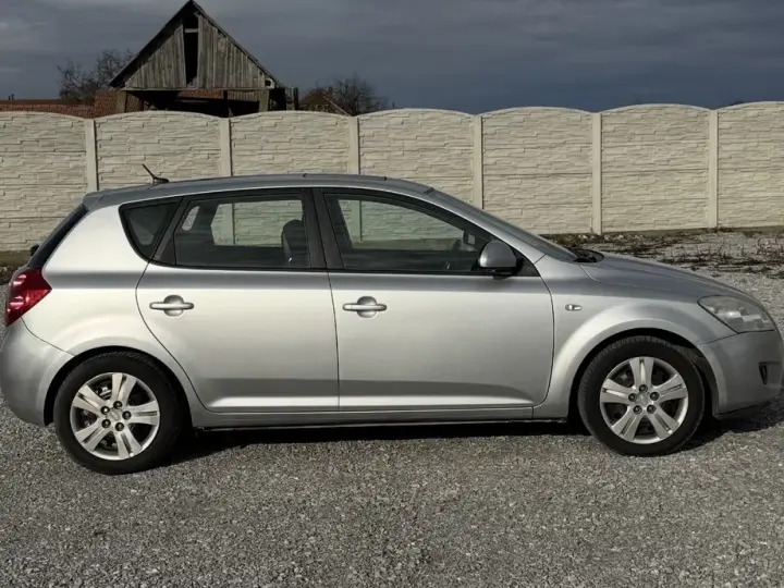 Kia Cee`d