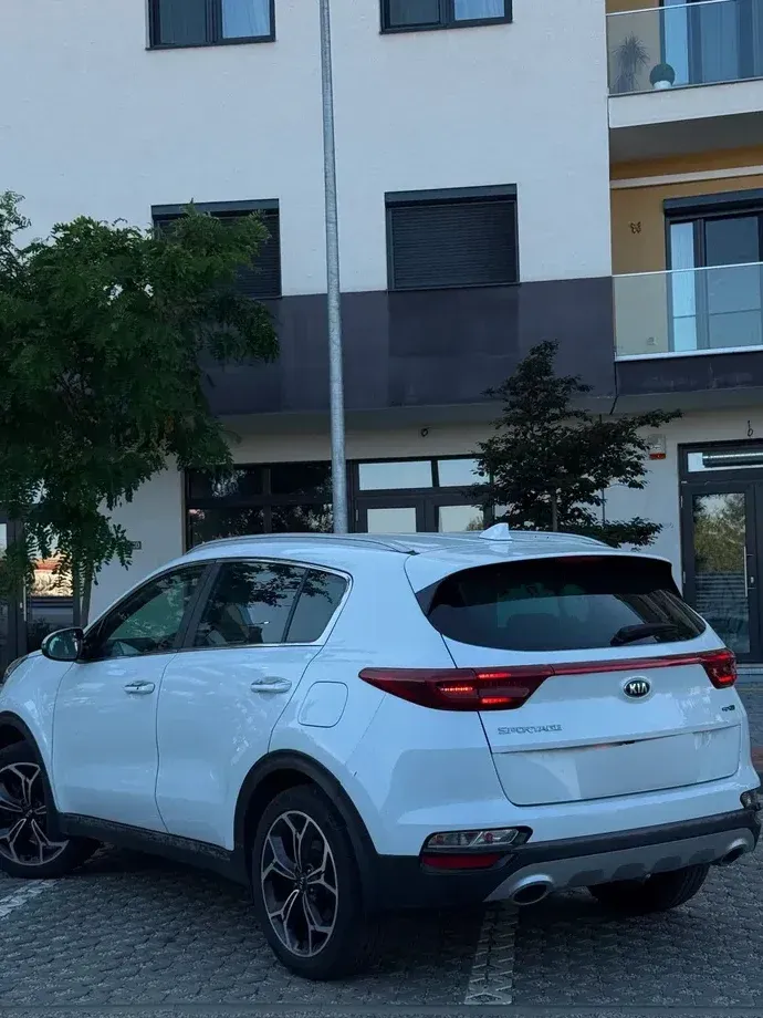 Kia Sportage IV 1.6 DSL 6MT HP 4x2 GT Line — imagine 5
