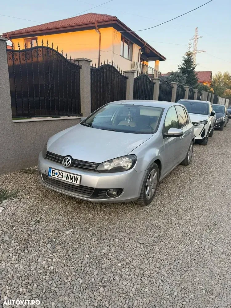 Volkswagen Golf 2.0 TDI Comfortline DPF — imagine 2