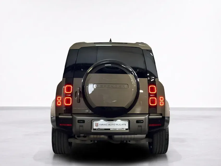 Land Rover Defender — imagine 4