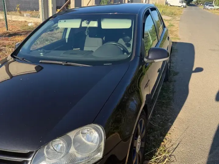 Volkswagen Golf 1.6 FSI Comfortline