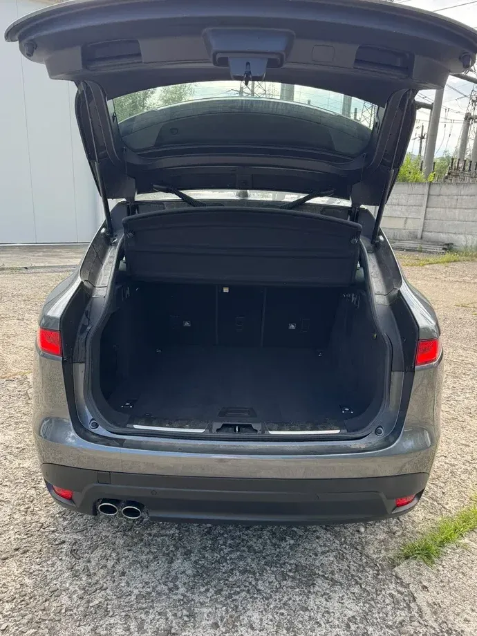 Jaguar F-Pace 20d AWD Aut. Prestige — imagine 5
