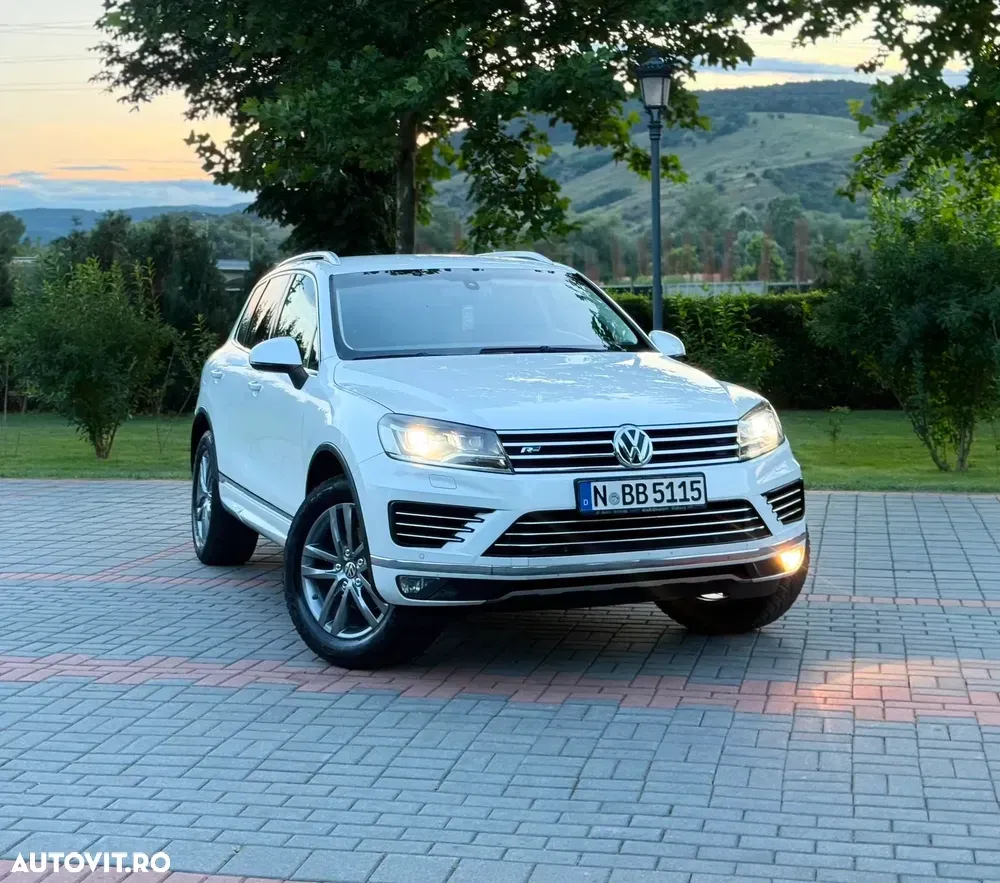 Volkswagen Touareg 3.0 V6 TDI Blue Motion DPF Automatik — imagine 2
