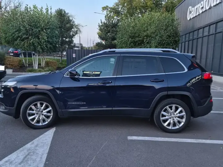 Jeep Cherokee