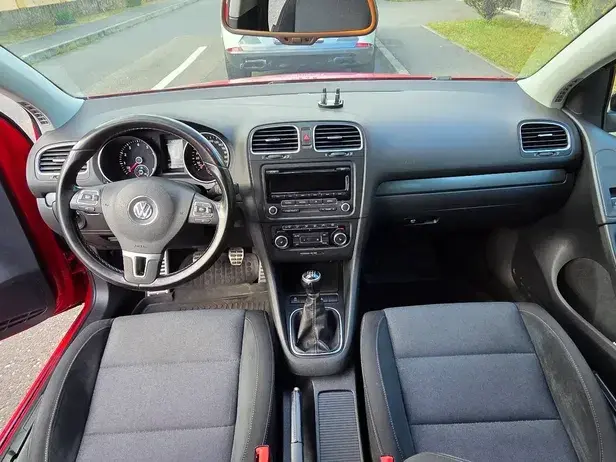 Volkswagen Golf 1.4 TSI BMT Comfortline