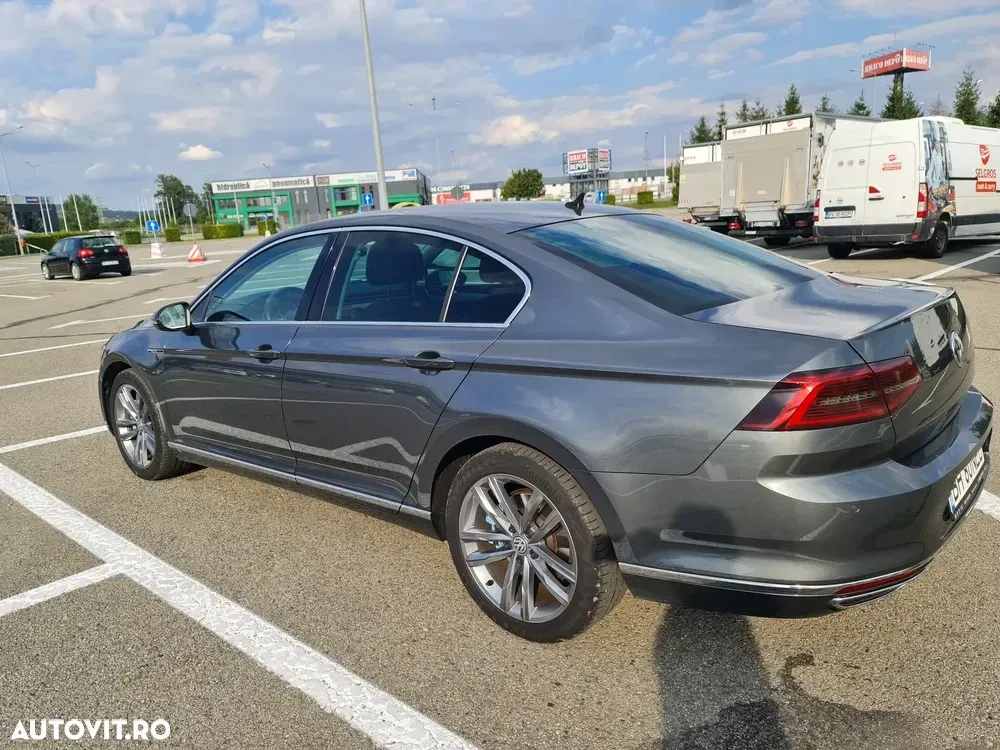 Volkswagen Passat B8 2.0 TDI DSG 4Motion Highline — imagine 2