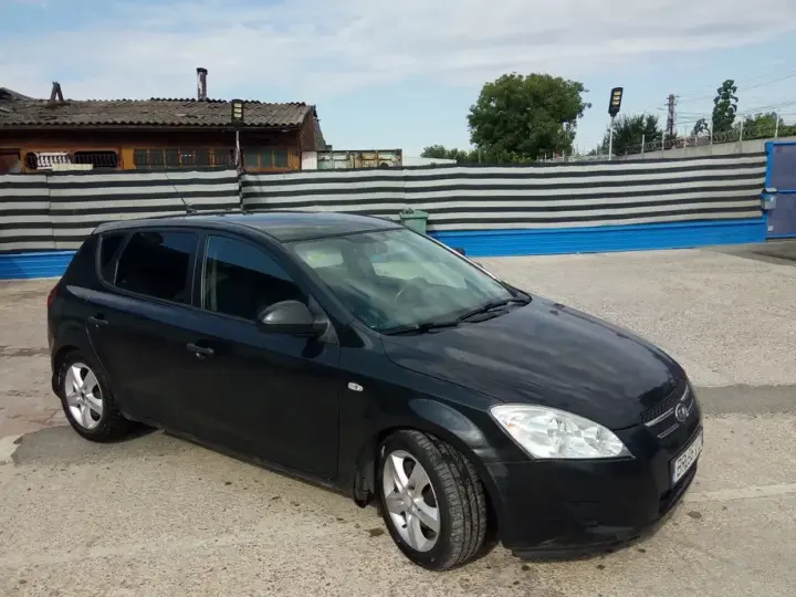 Kia Cee`d I Cee'd 1.6 DSL Best