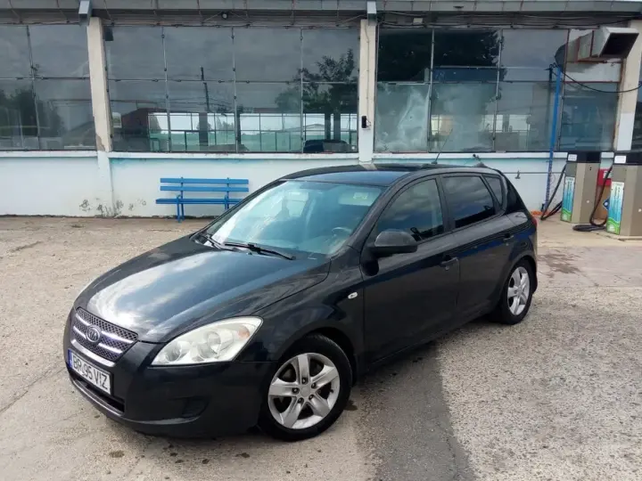 Kia Cee`d I Cee'd 1.6 DSL Best