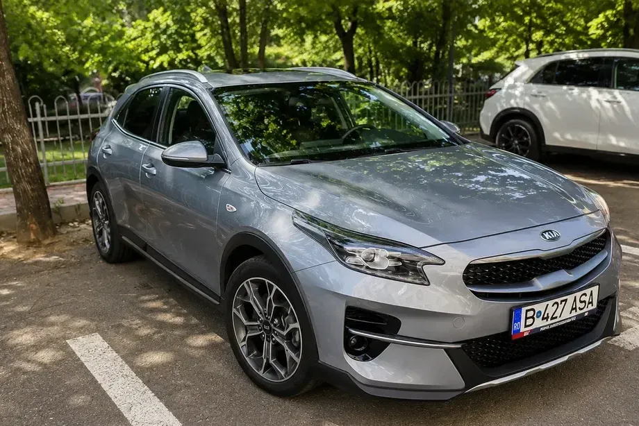 Kia XCeed 1.4 T-GDI 6MT City — imagine 2