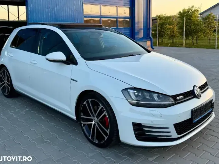 Volkswagen Golf GTD 2.0 TDI SCR DSG