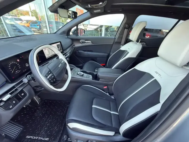 Kia Sportage V PE 1.6 T-GDI HP 7DCT 4x4 GT Line