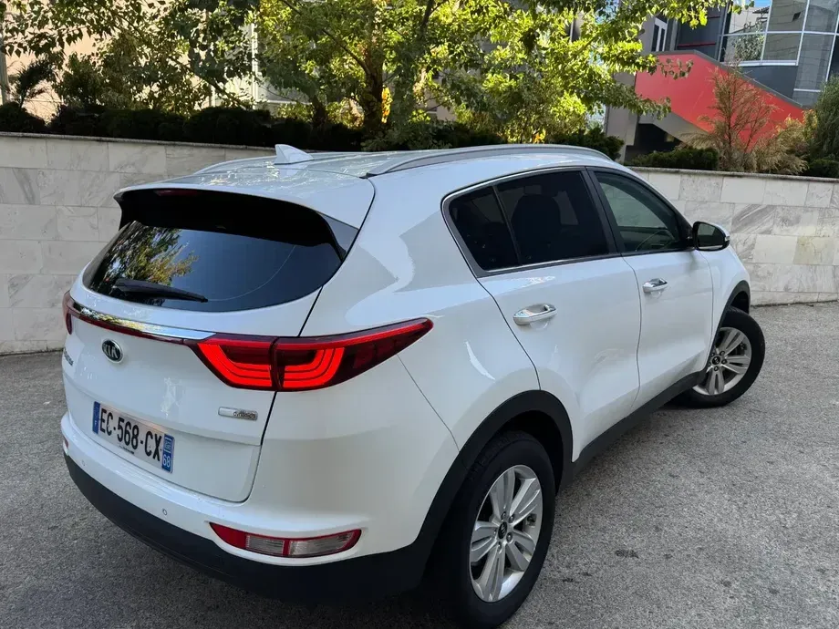 Kia Sportage IV 1.7 CRDI 2WD Spirit — imagine 3