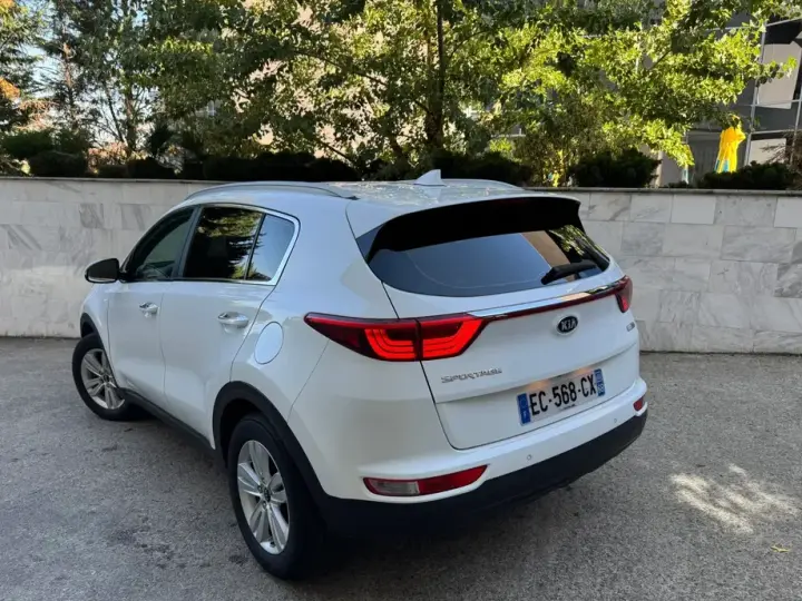 Kia Sportage IV 1.7 CRDI 2WD Spirit