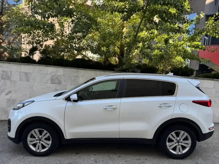 Kia Sportage IV 1.7 CRDI 2WD Spirit