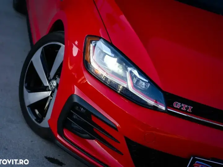 Volkswagen Golf 2.0 TSI GTI